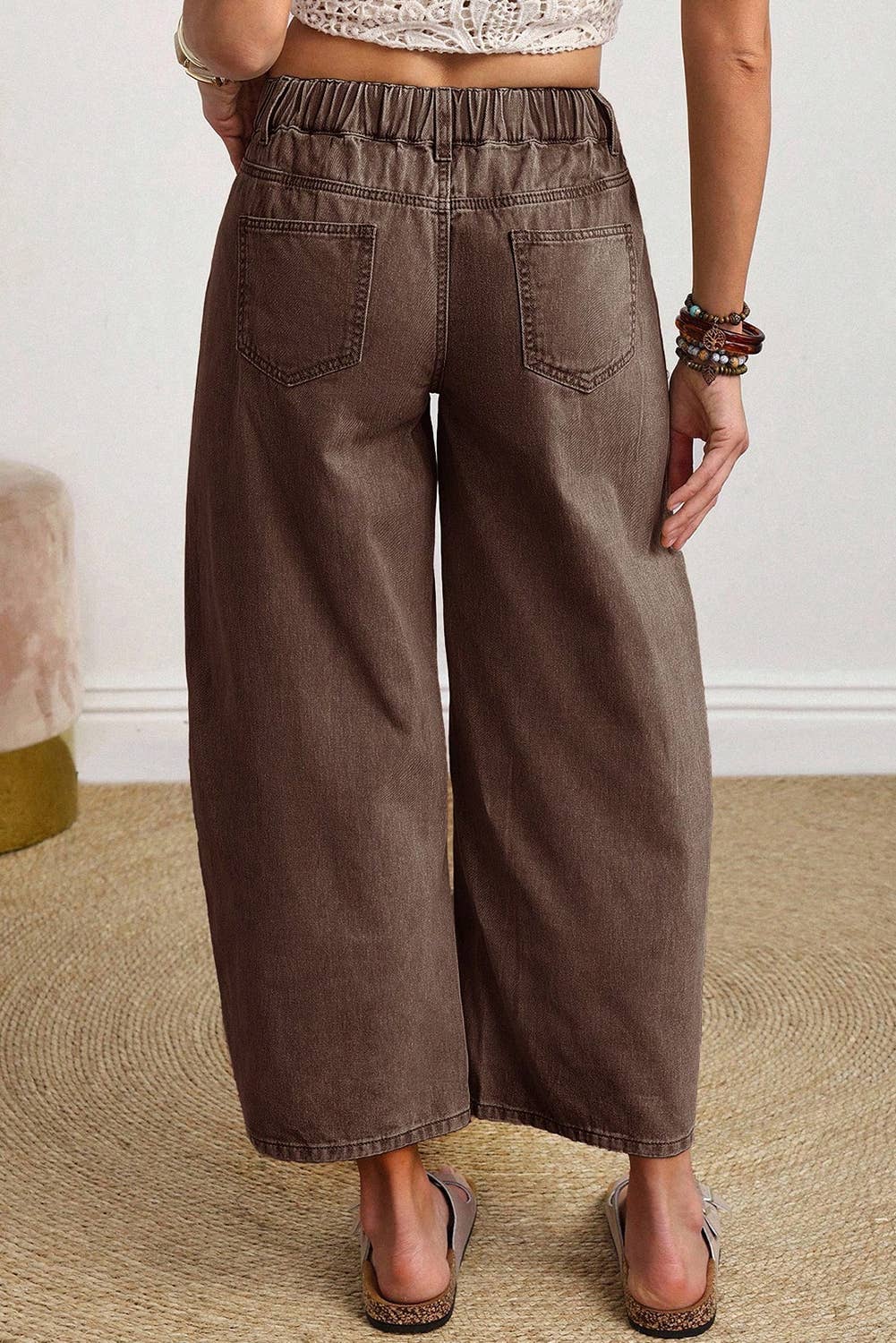 Square Patch Pocket Barrel Jeans