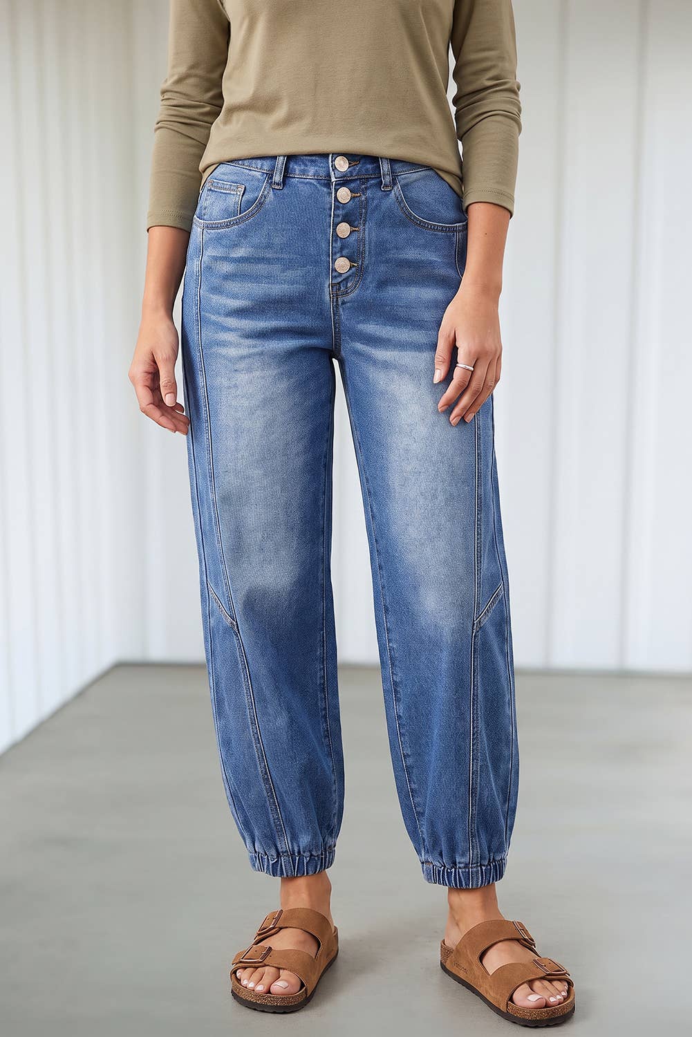 Vintage Wash Barrel Jeans