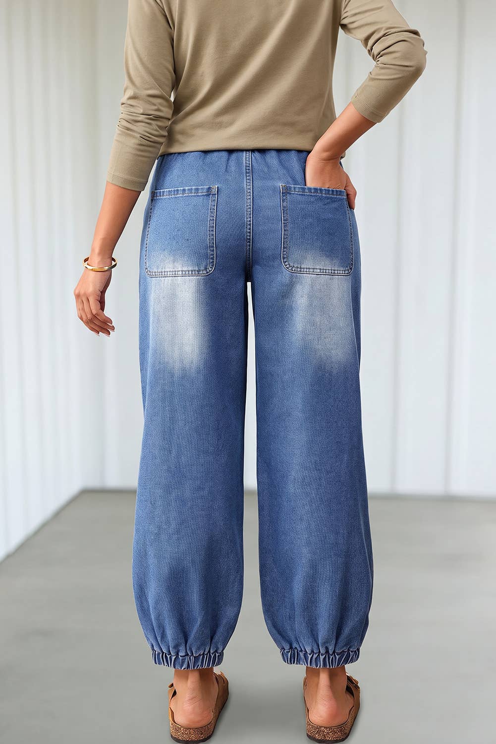 Vintage Wash Barrel Jeans