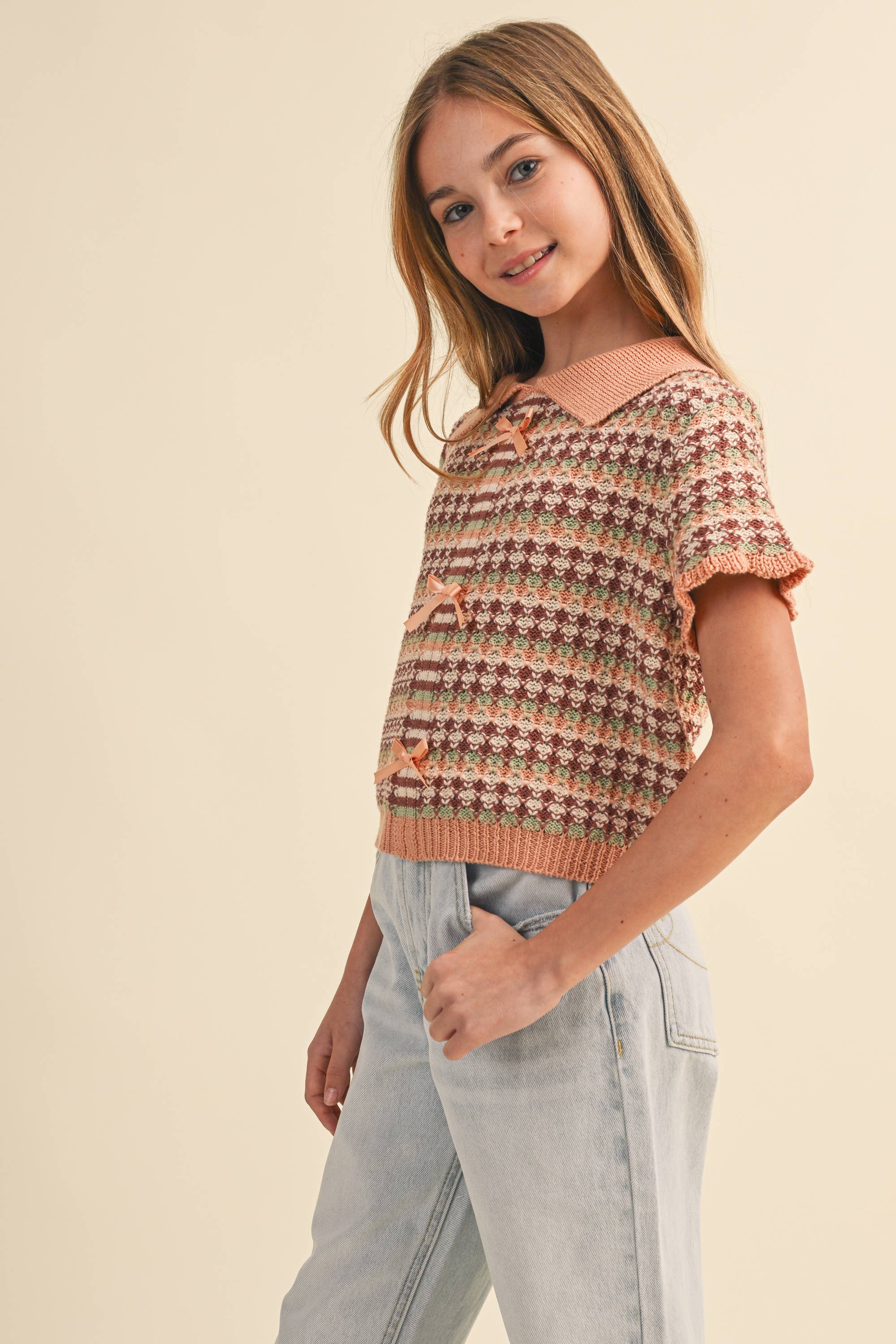 Collared Crop Knit Top